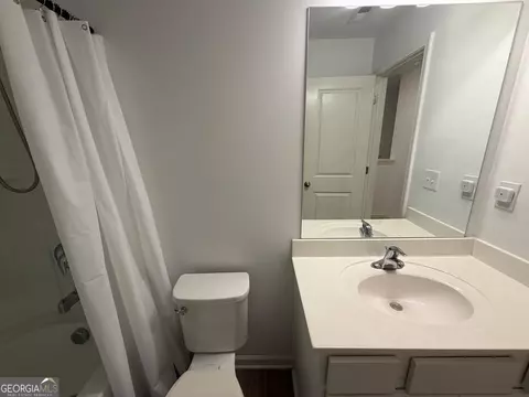 Bath - 1410 Ben Park Way, Grayson, GA 30017 photo 2 of 6