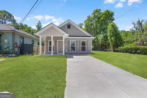 2235 Alaska St, Savannah, GA 31404