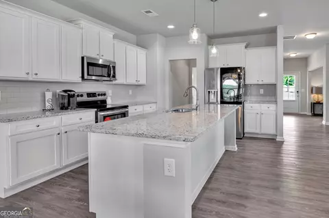 Kitchen - 2267 Bold Springs Rd, Monroe, GA 30656 photo 7 of 7
