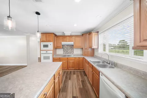 Kitchen - 703 Dave Callaway Rd, Collins, GA 30421 photo 3 of 3