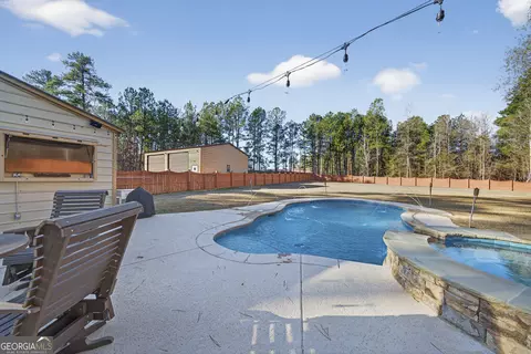 102 Forte Dr NW, Milledgeville, GA 31061
