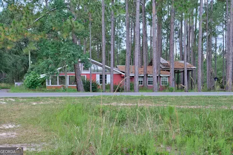 4421 Albert Rahn Rd, Glennville, GA 30427
