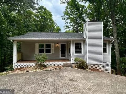 195 Golden Ave, Dahlonega, GA 30533