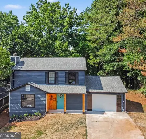4952 Park West Dr, Stone Mountain, GA 30088