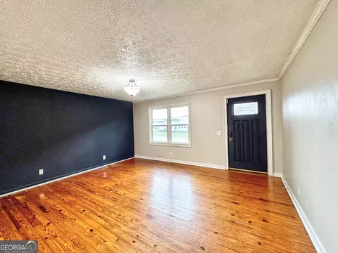 5 Lake Dr, Lagrange, GA 30241 photo 2
