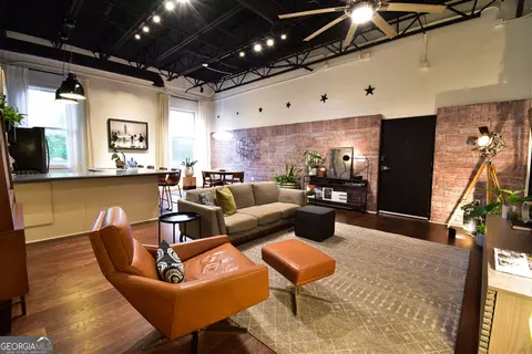 5097 Peachtree Rd # C, Atlanta, GA 30341