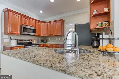Kitchen - 303 Mckendree Ct, Bethlehem, GA 30620 photo 3 of 6