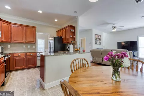 Kitchen - 303 Mckendree Ct, Bethlehem, GA 30620 photo 1 of 6
