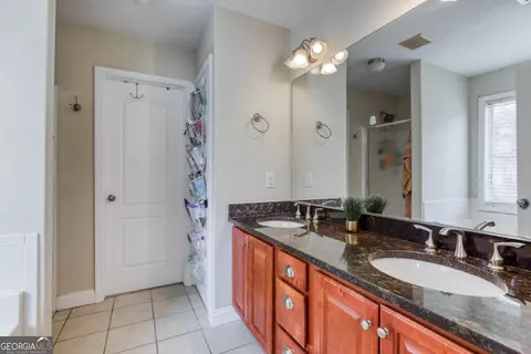 Bath - 303 Mckendree Ct, Bethlehem, GA 30620 photo 1 of 3