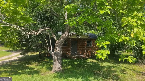 2735 Flewellyn Dr, Macon, GA 31217