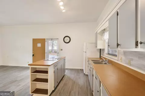 Kitchen - 444 Covered Bridge Rd, Covington, GA 30016 photo 6 of 7