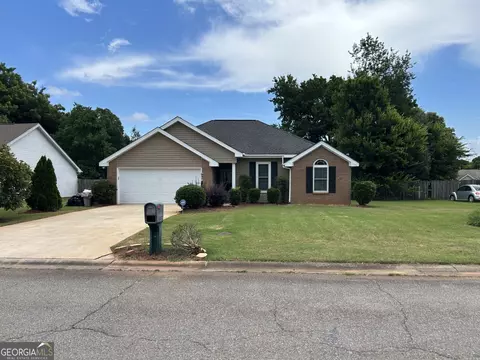 215 Wrasling Way, Bonaire, GA 31005