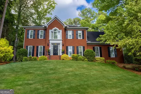 185 Highview Trce, Fayetteville, GA 30215