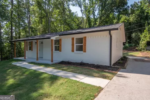 618 S Harlem Cir, Lagrange, GA 30241 photo 2