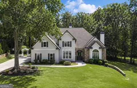 12210 Winding Oak Trl, Alpharetta, GA 30005