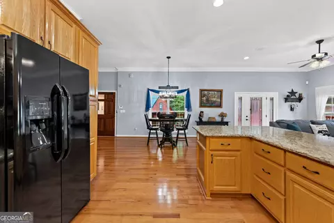 Kitchen - 414 Mulkey Dr, Murphy, NC 28906 photo 6 of 7