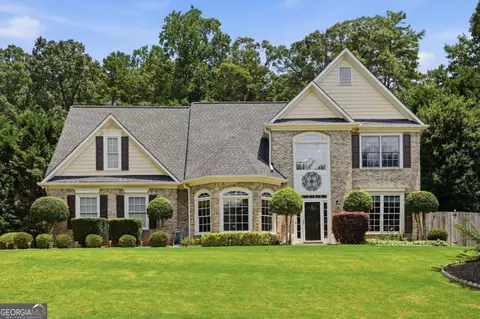5555 Saddle Tree Ct, Buford, GA 30518