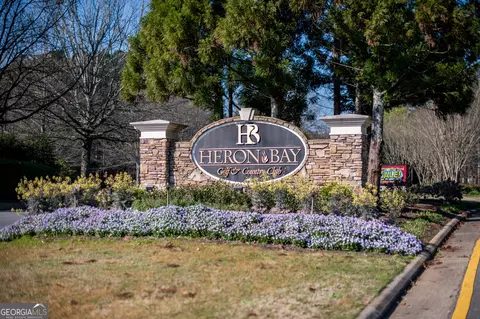 6048 Golf View Xing, Locust Grove, GA 30248