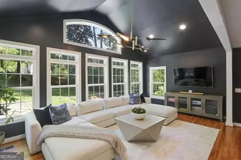 3911 Wieuca Rd, Atlanta, GA 30342
