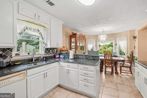 Kitchen - 90 Dailey Walk, Mcdonough, GA 30253 photo 1 of 2