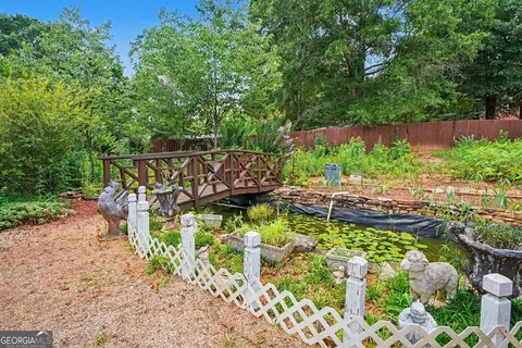 Exterior - 90 Dailey Walk, Mcdonough, GA 30253 photo 8 of 9
