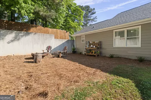 Exterior - 2777 Chickadee Dr, Monroe, GA 30655 photo 7 of 9