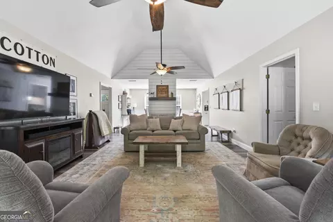 Living - 2777 Chickadee Dr, Monroe, GA 30655 photo 1 of 1