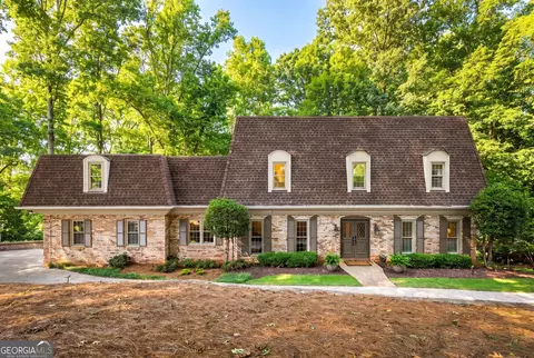 8865 Buckhorn, Sandy Springs, GA 30350