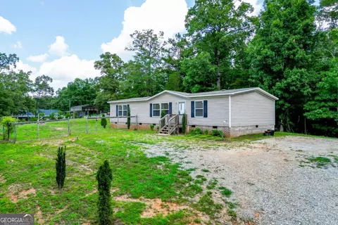 526 Silver Falls Rd, Cleveland, GA 30528