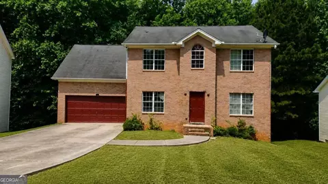 2009 Sandlake Dr SW, Atlanta, GA 30331