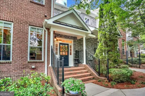 5464 Glenridge Vw NE, Atlanta, GA 30342