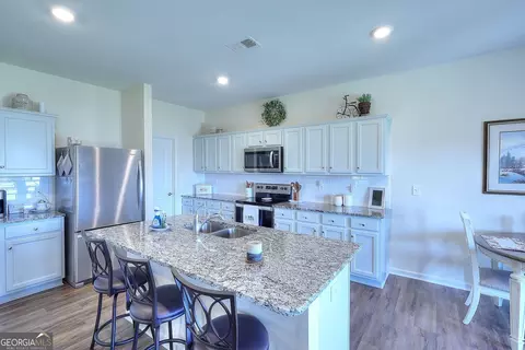 Kitchen - 19 Mccall Way, Monroe, GA 30655 photo 3 of 5