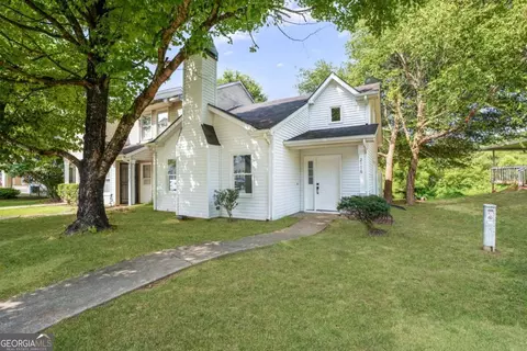 2176 Wellington Cir, Lithonia, GA 30058