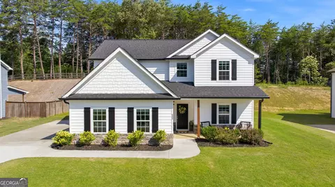 6353 Woodland Station Dr, Lula, GA 30554
