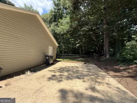 425 Hampton Green Dr, Lagrange, GA 30240 photo 38