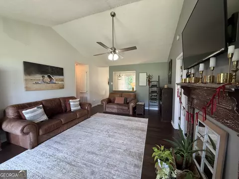 425 Hampton Green Dr, Lagrange, GA 30240 photo 7