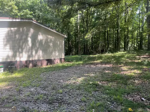 Exterior - 627 Sanders Rd, Hull, GA 30646 photo 4 of 8