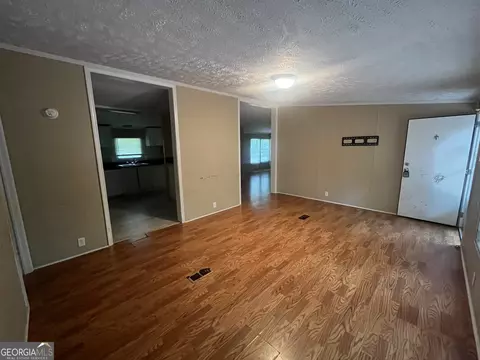 Living - 627 Sanders Rd, Hull, GA 30646 photo 9 of 10