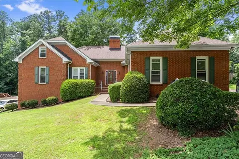 1199 Mountainside Trce NW, Kennesaw, GA 30152