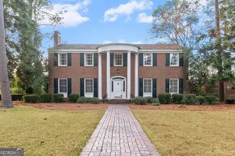 2202 Emory Dr, Tifton, GA 31794