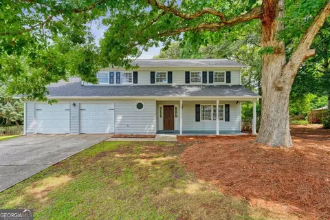 1695 Ridgeway Dr, Lawrenceville, GA 30044