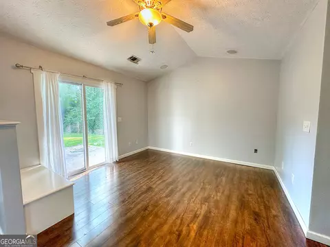 109 Ridgefield Dr, Lagrange, GA 30241 photo 5