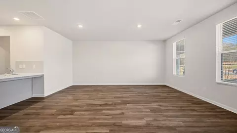 Living - 455 Tate St, Monroe, GA 30655 photo 2 of 6