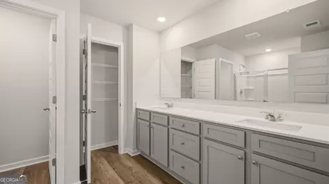 Entry Way - 455 Tate St, Monroe, GA 30655 photo 3 of 4