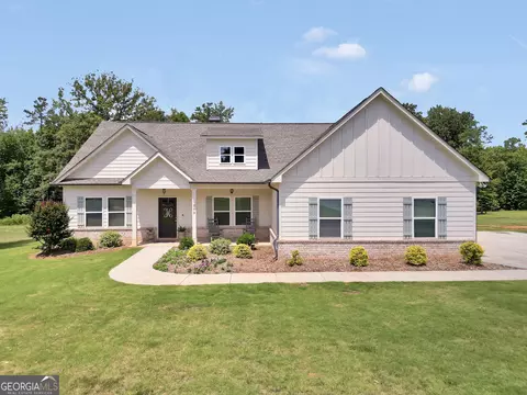 203 Oak Ridge Dr, Monticello, GA 31064