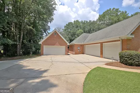 135 Pendleton Trl, Tyrone, GA 30290 photo 6