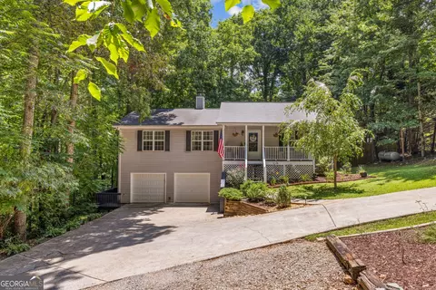 372 Jordan Rd, Ball Ground, GA 30107