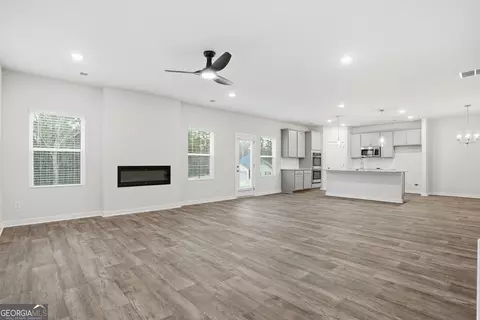 Living - 355 Jarrett St, Fairburn, GA 30213 photo 2 of 4