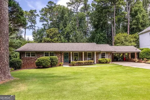 1890 Silvastone Dr, Decatur, GA 30033