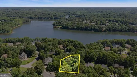 810 Southern Shore Dr, Peachtree City, GA 30269